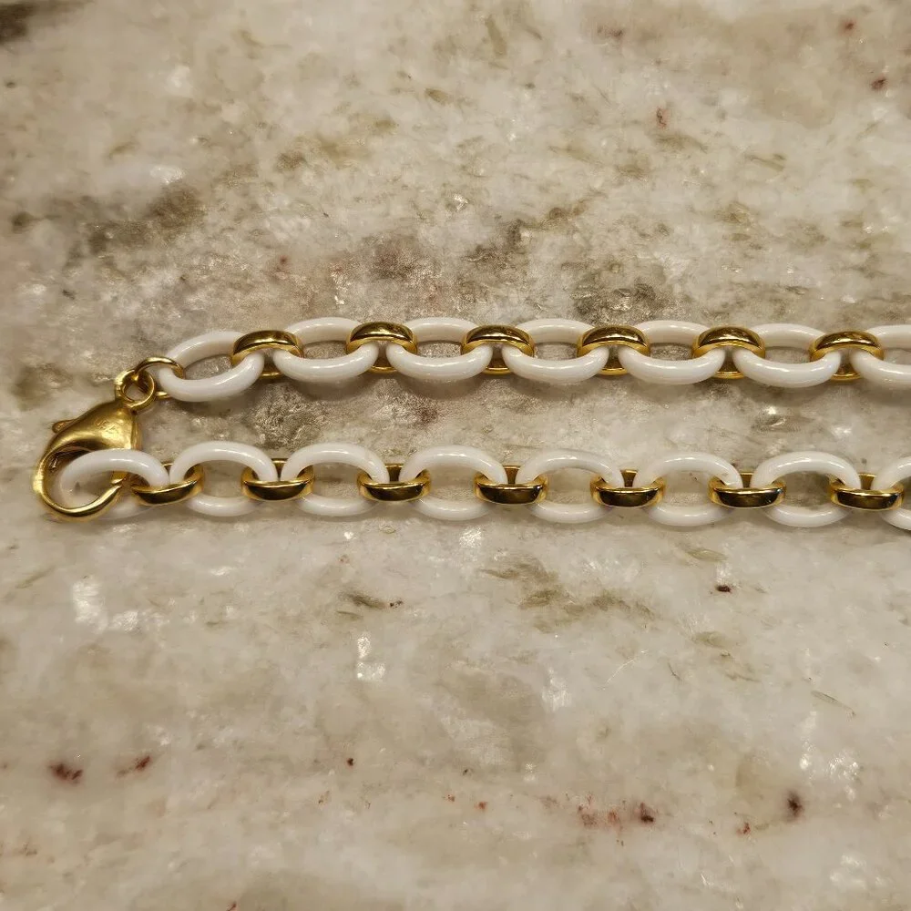 RARE MONICA RICH KOSANN AUDREY WHITE CERAMIC 18K GOLD 18
